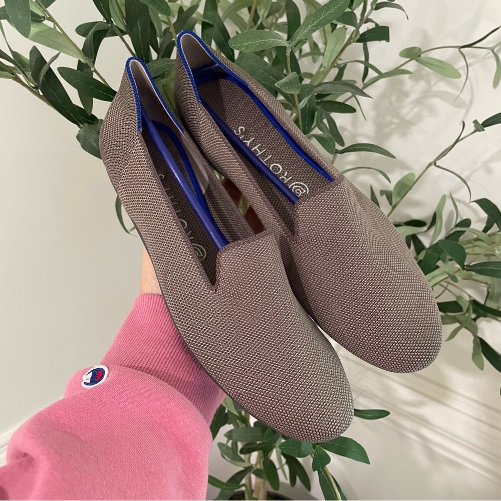NWOB Rothy’s Knit Round Toe Slip On Flats Taupe Size 10.5